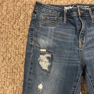Mossimo Lightly Distressed Blue Jeans